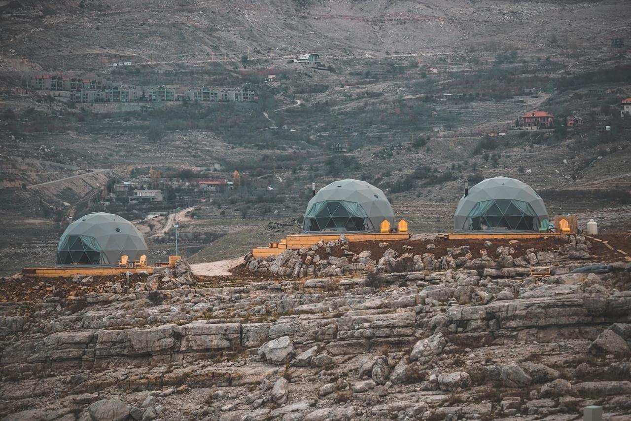 Odom Retreat Hotel Mzaar Kfardebian Exterior photo